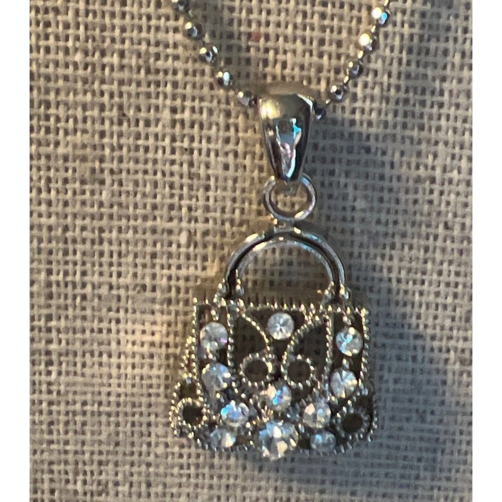 Crystal Handbook Charm Necklace -- 18 31$